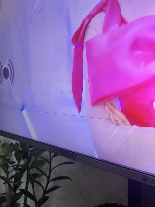 Продам телевизор LG 49