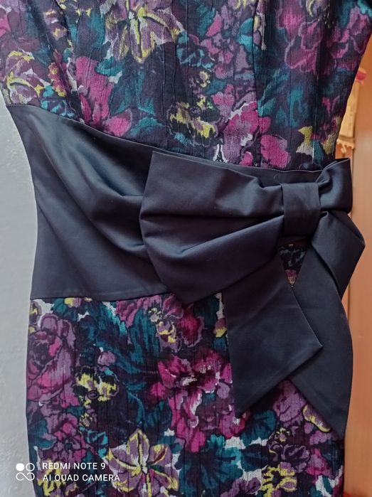 Платье размер 40-42.