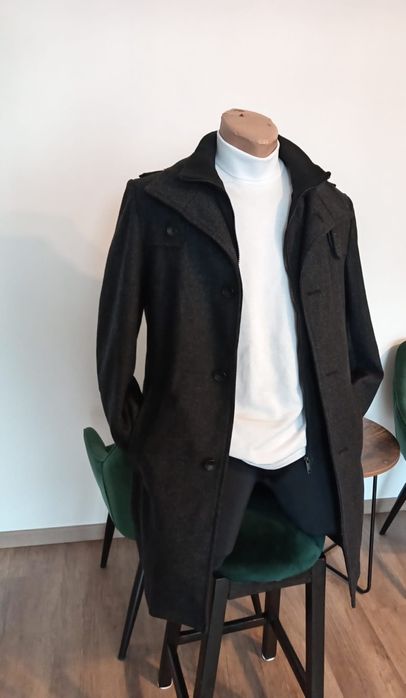 Vând palton pt bărbați