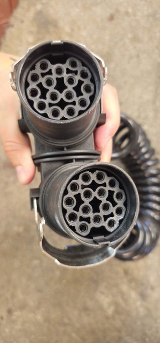 Cablu/conector dintre camion/semiremorcă