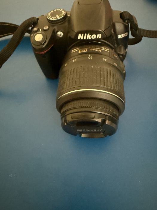 Продам фотоаппарат Nikon d3000