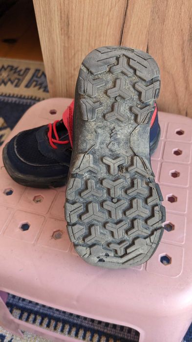 Детски обувки Quechua 25