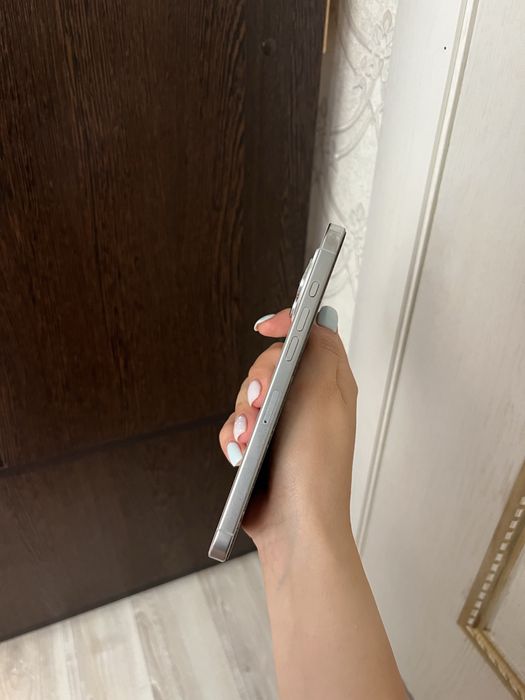 Срочно продаю Iphone 16 pro max