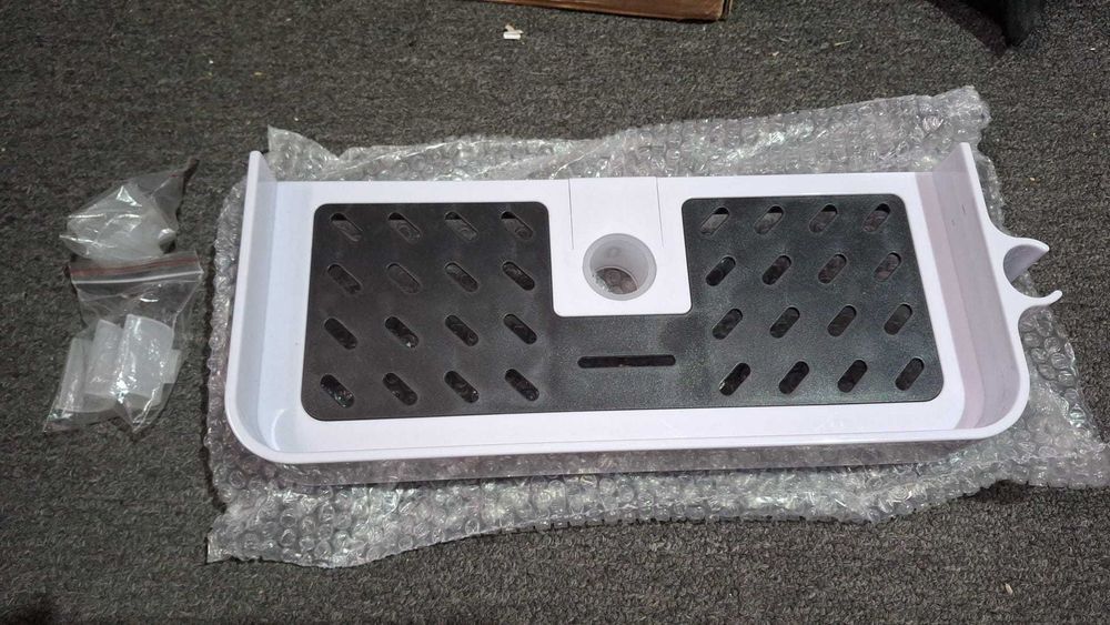 Set organizator pentru coloana de dus, 27x12 cm, alb si negru