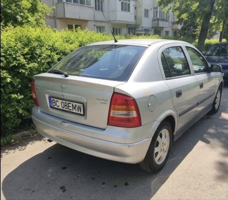 Vând Opel Astra G Sedan - 1.6 Benzină, 198.000 km, An 2004