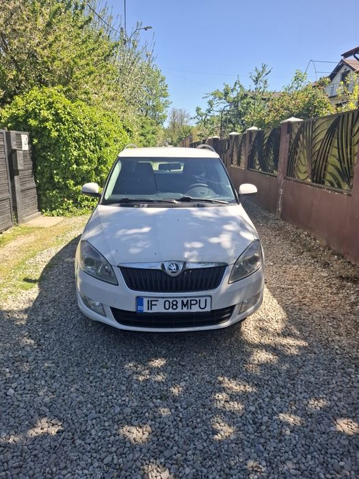 Skoda Fabia 1.6 TDI 2013
Capacitate cilindrica 1598cm3
Consum extraurban 4.5l/100km