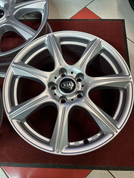 Джанти 17 цола 5х114.3  Toyota Rav 4 Nissan Renault Kia Hyundai Honda