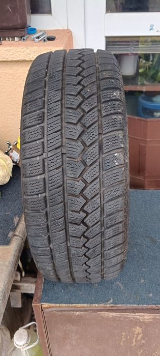 Продавам  нова зимна гума