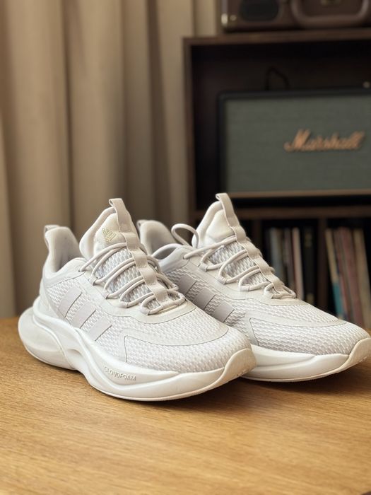 Adidas Cloudfoam белые новые