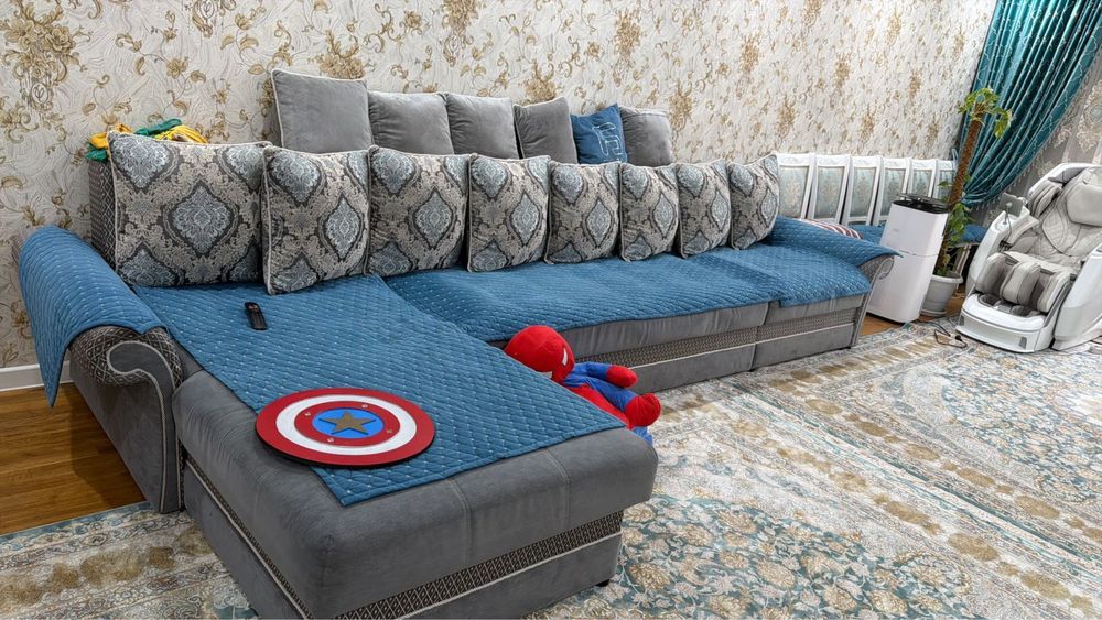 Угловой диван.