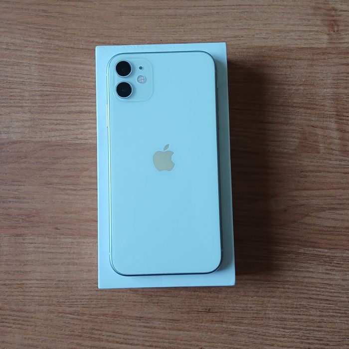 Продам iPhone 11  в отличном состоянии