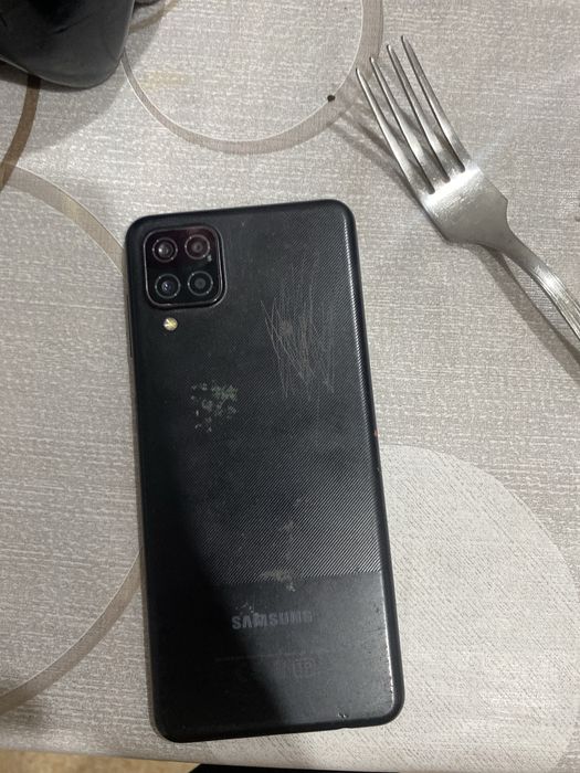 Galaxy 12 В плохом состяние