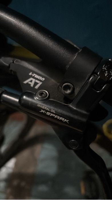 Продам Trinx M1000