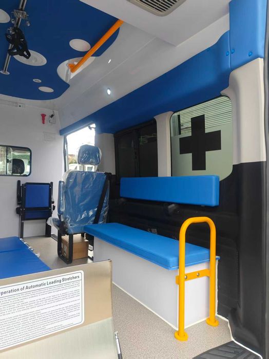 Ford Transit T8 Ambulance, машина скорой помощи с высокой крышой
