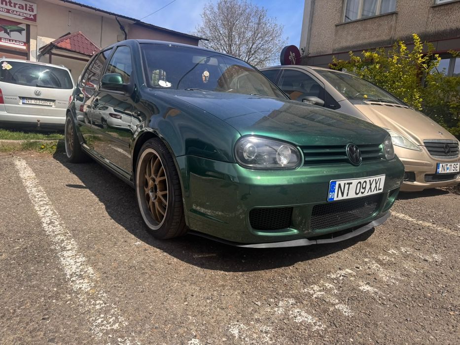 Vând golf 4 negociabil