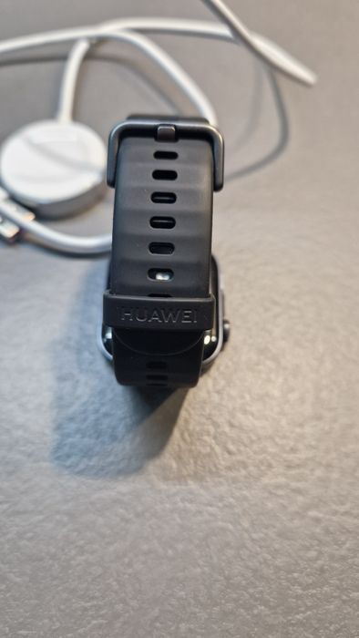 Huawei Watch Fit 4