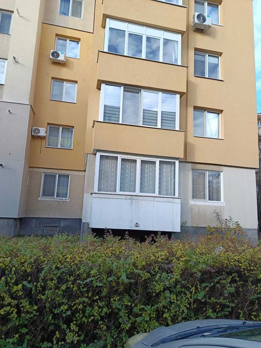 Vând apartament 3 camere - Baia Mare