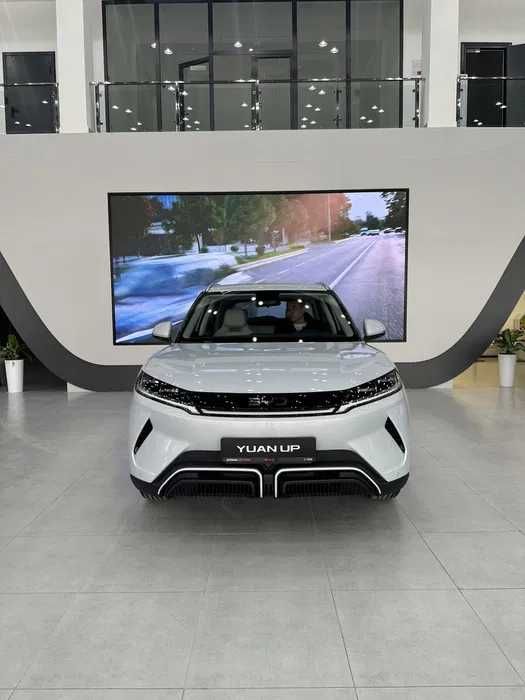 BYD Yuan Up –smart drive! 401 km yuradi!