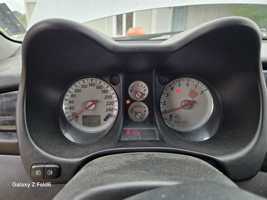 Мицубиши аутлендър 2004г. 2.4 бензин /Mitsubishi outlander 1 На части!