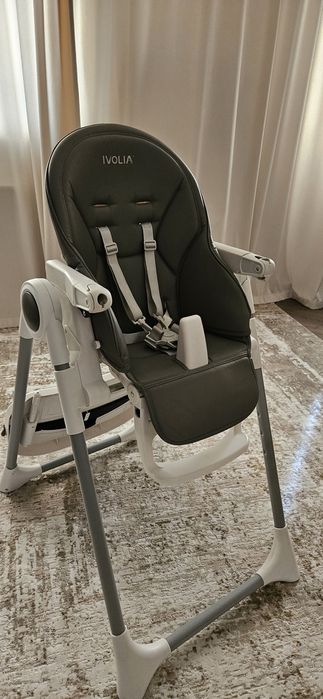 Детский стульчик для кормления IVOLIA Q4