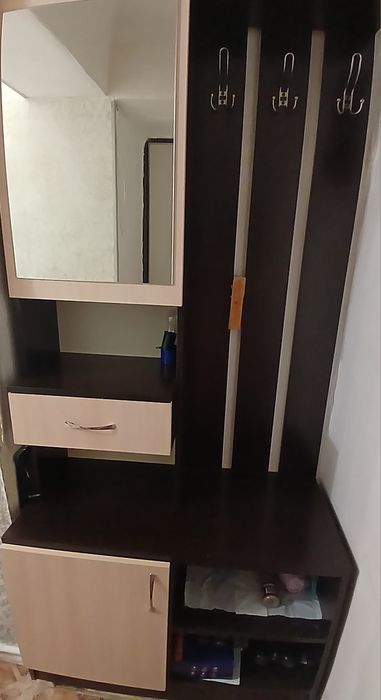 Продаётся прихожая