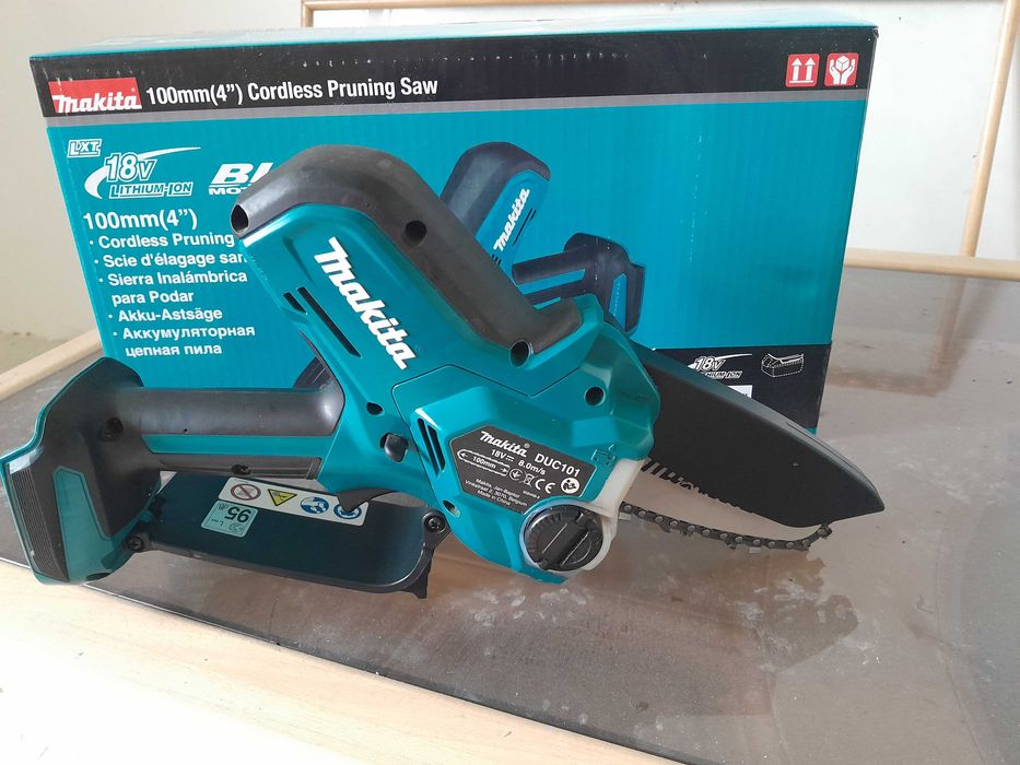 Makita Duc101 Fierastrau
