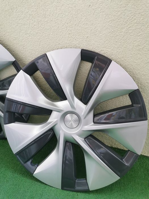 Тасове, капаци за джанти за Tesla model Y  19