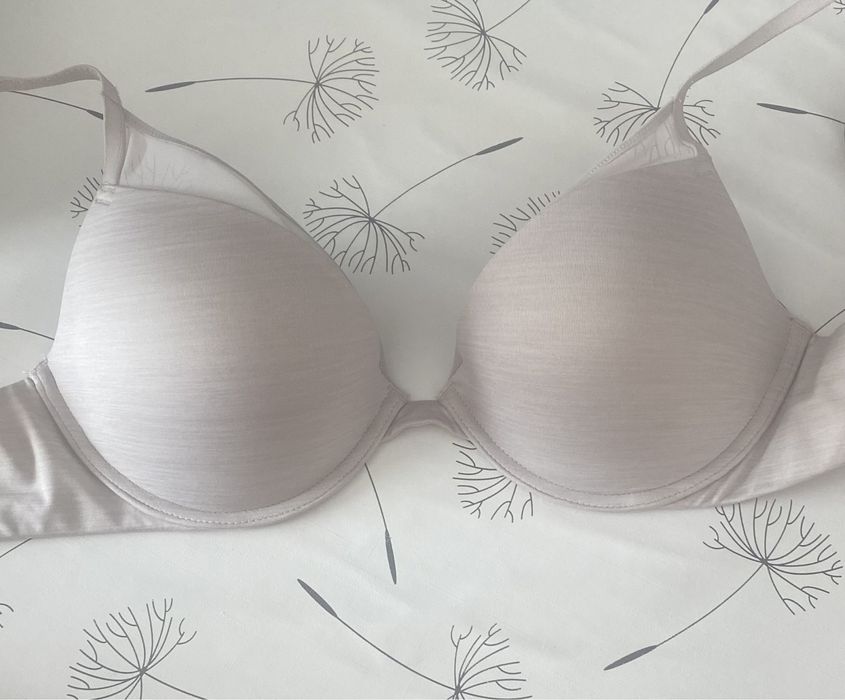 Sutien Victoria’s Secret adus din USA