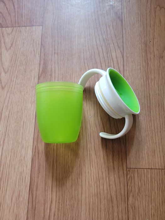 Кружка-непролевайка для малыша
