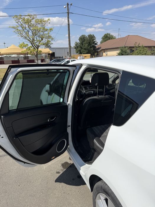 Renault Scenic Facelift 2012