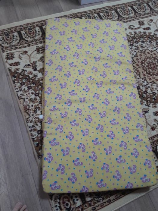 Матрас 120×60 в отличном состоянии