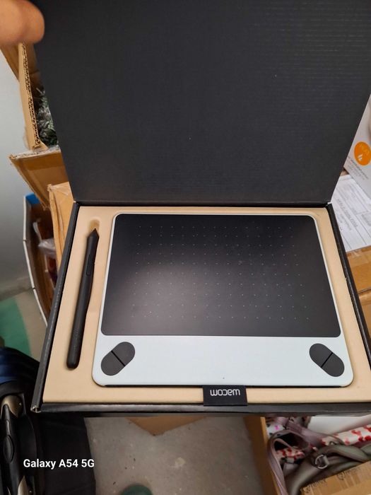 Графичен таблет wacom intuos s