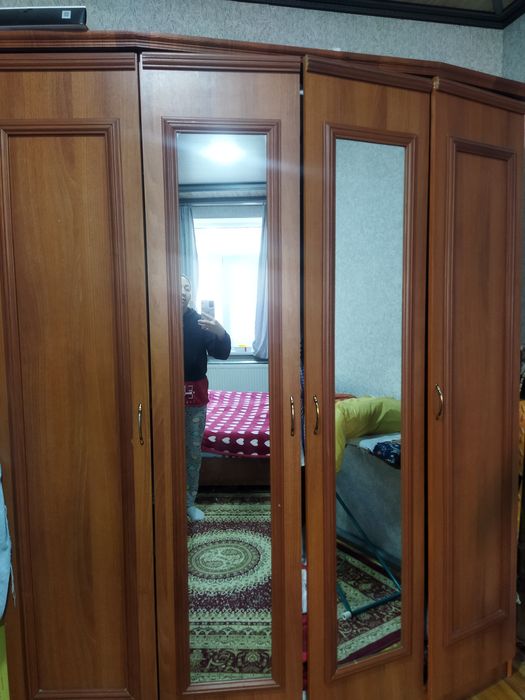 Спальный гарнитур в хорошем состоянии