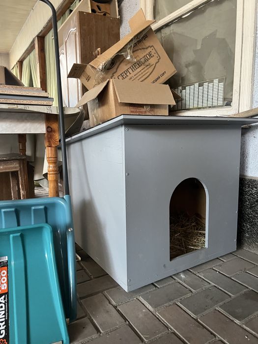 Будка для собак деревяная