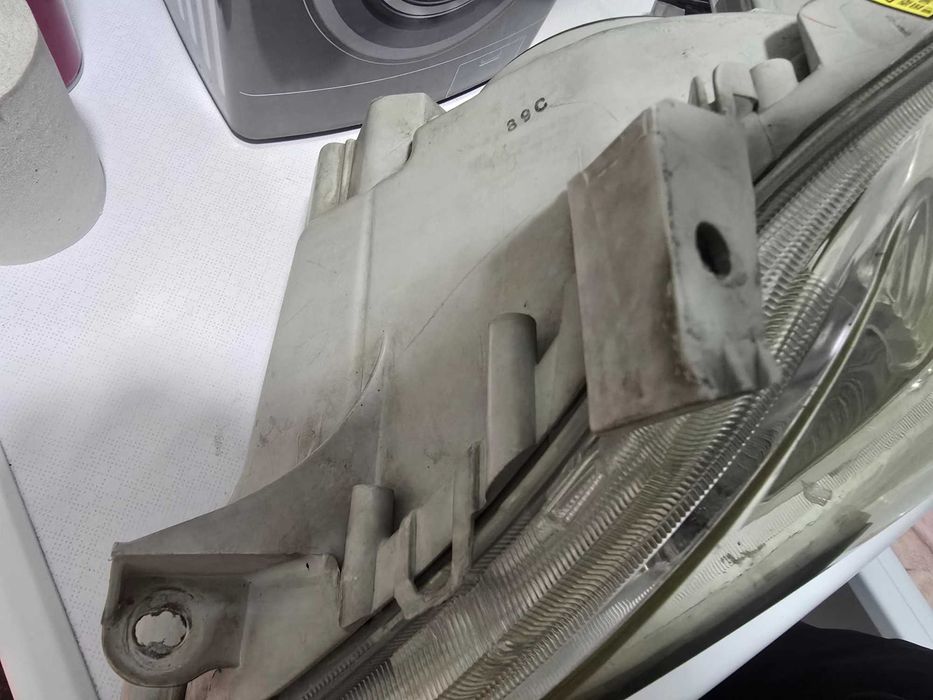 Camry 40 Europe фар Левый L