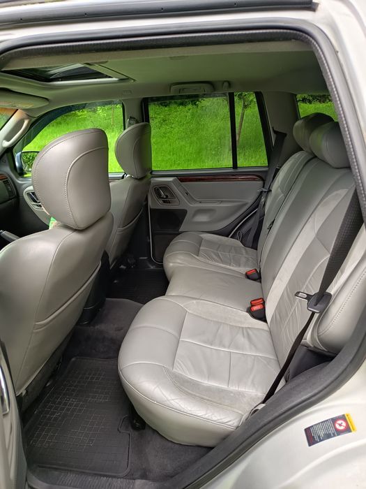 Vând Jeep Grand cherokee 2.7 CRD