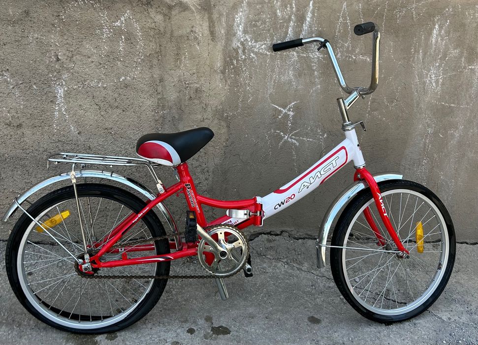 Қызыл түсті велосипед