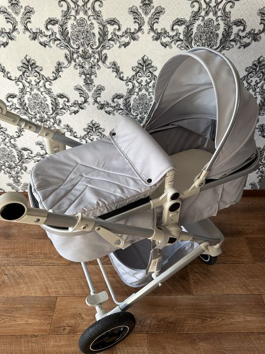 Продам коляску трансформер 2 в 1