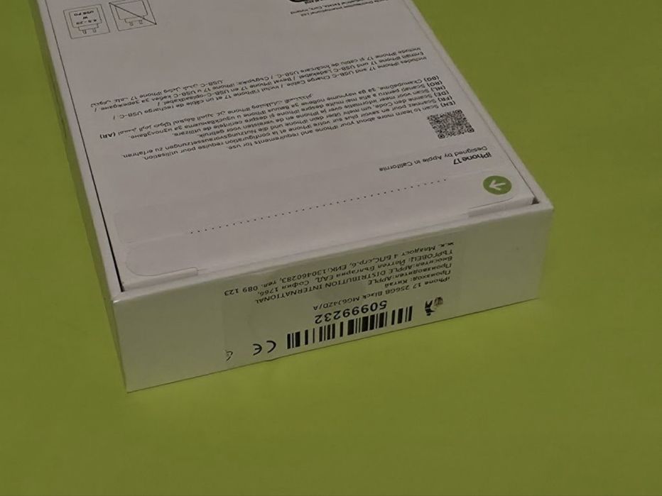 ЗАПЕЧАТАН 256GB iPhone 17 Гаранция Yettel 3г. 2028 Black | Черен