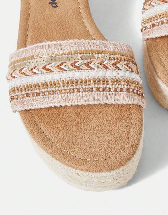 Дамски сандали в Бохо стил