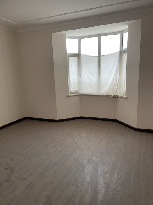 Uy sotiladi kvartira Termiz shaxarda 3/3/4 106 m2