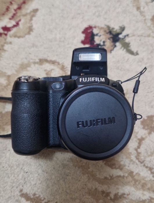 Сфравой фотоапарат  FinePix orginal