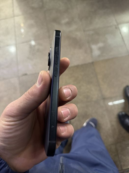 Продается айфон 15