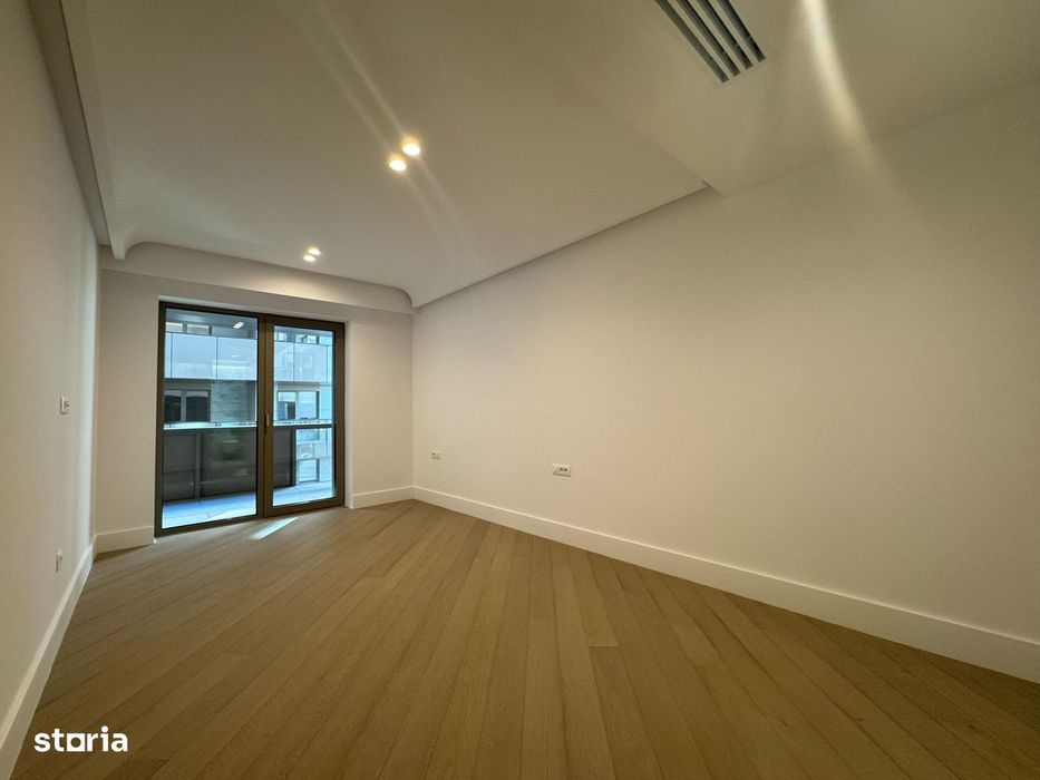 3 Camere Lux| 90 Mp -Cortina 126| Erou Iancu Nicolae
