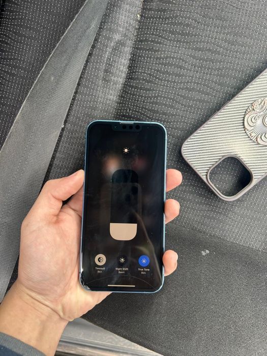 Продаю айфон 13 128 гб