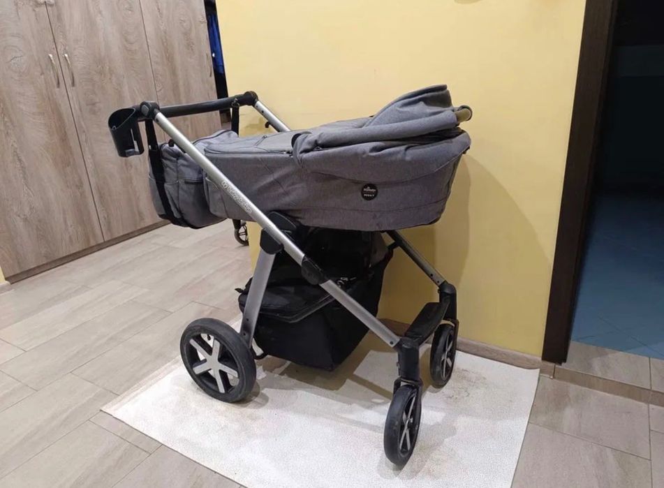 Бебешка количка Baby Design Husky 2020