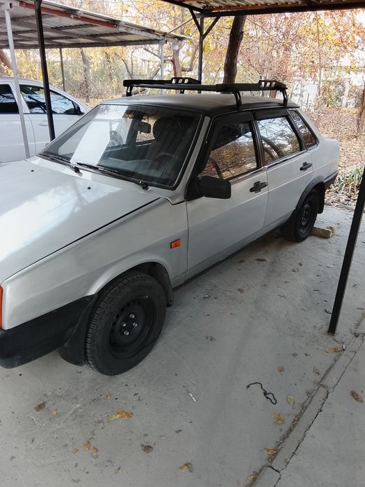 Продам ВАЗ 21099