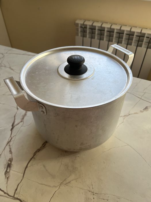 Алюминиевая кастрюля 8 л