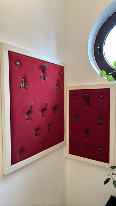 Mobila de lemn pentru living sau birou