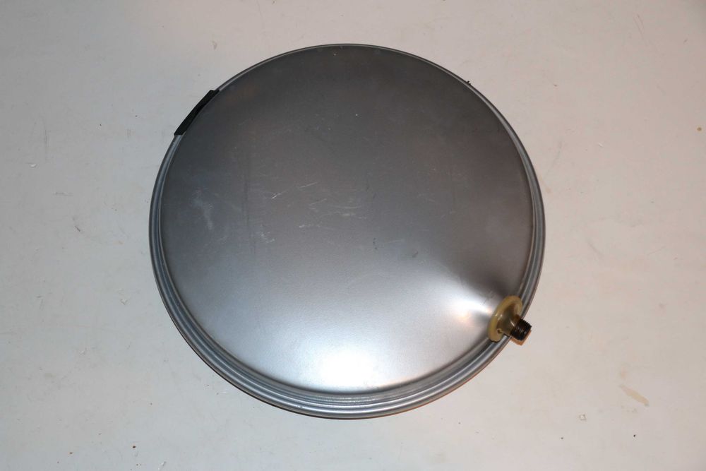 Vas de expansiune 8 L centrala termica Buderus model U012-28 K